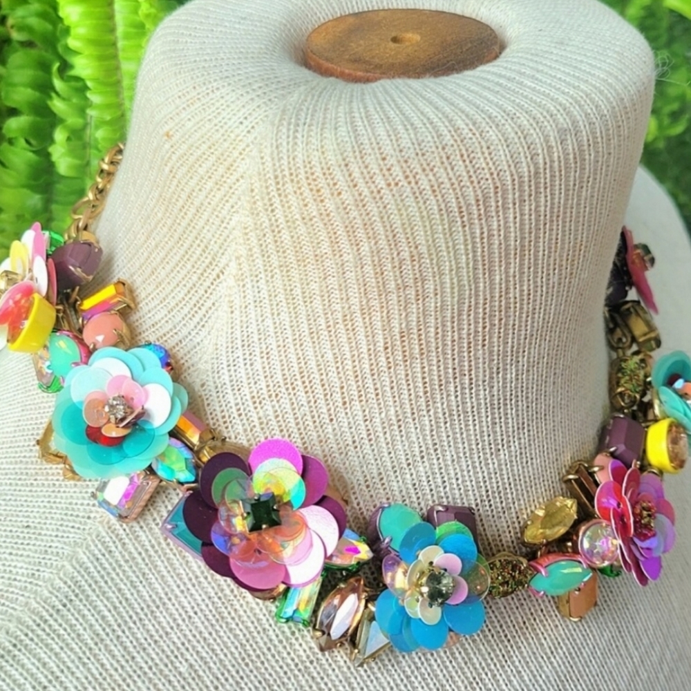 HTF J. Crew Blooming Sequin Paillete Brulee Necklace - Picture 5 of 7